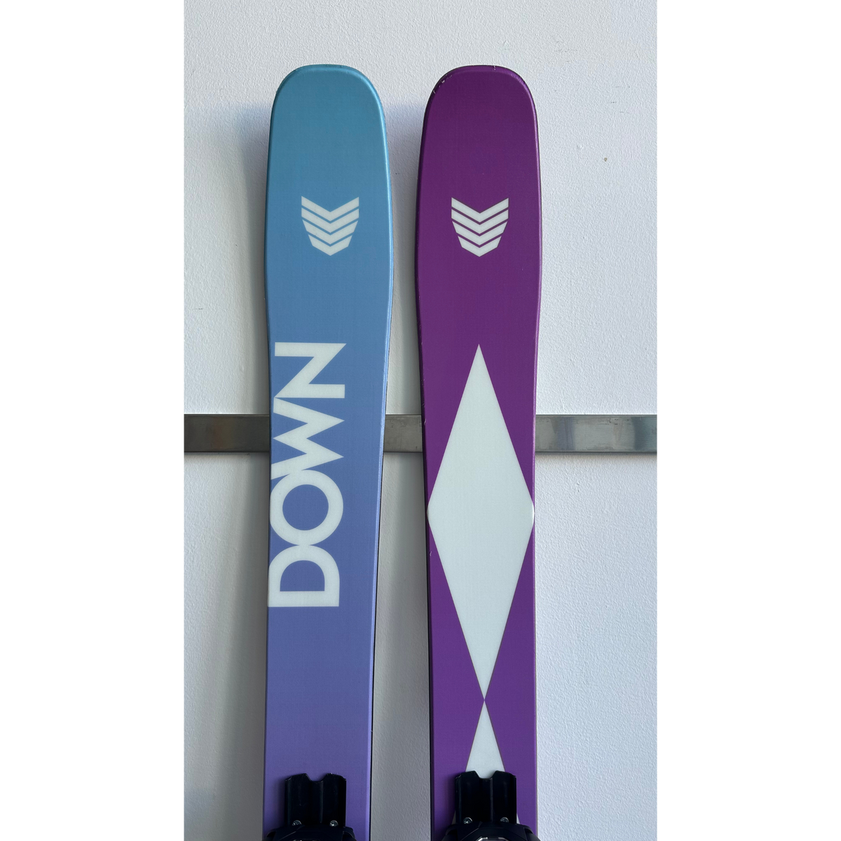 DOWN SHOWDOWN 100 172 REFURBED + TYROLIA ATTACK 13