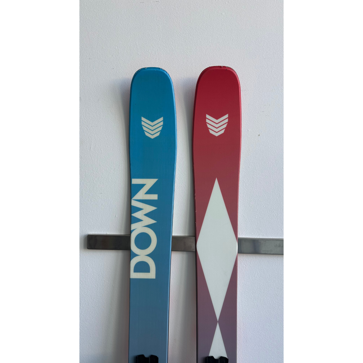 DOWN SHOWDOWN 100 182 REFURBED + TYROLIA ATTACK 11