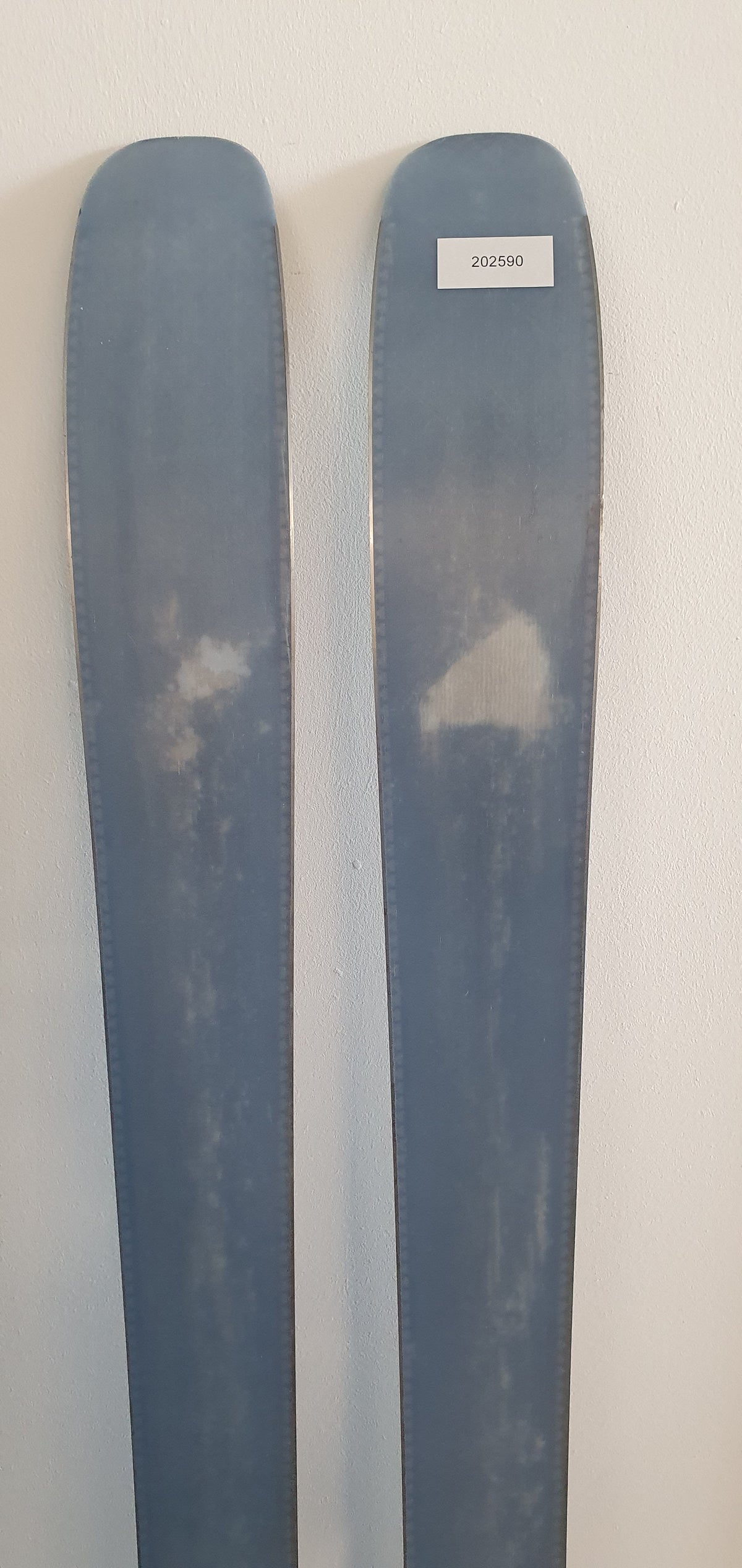 DOWN COUNTDOWN CARBON 104 24/25 181 B-GRADE