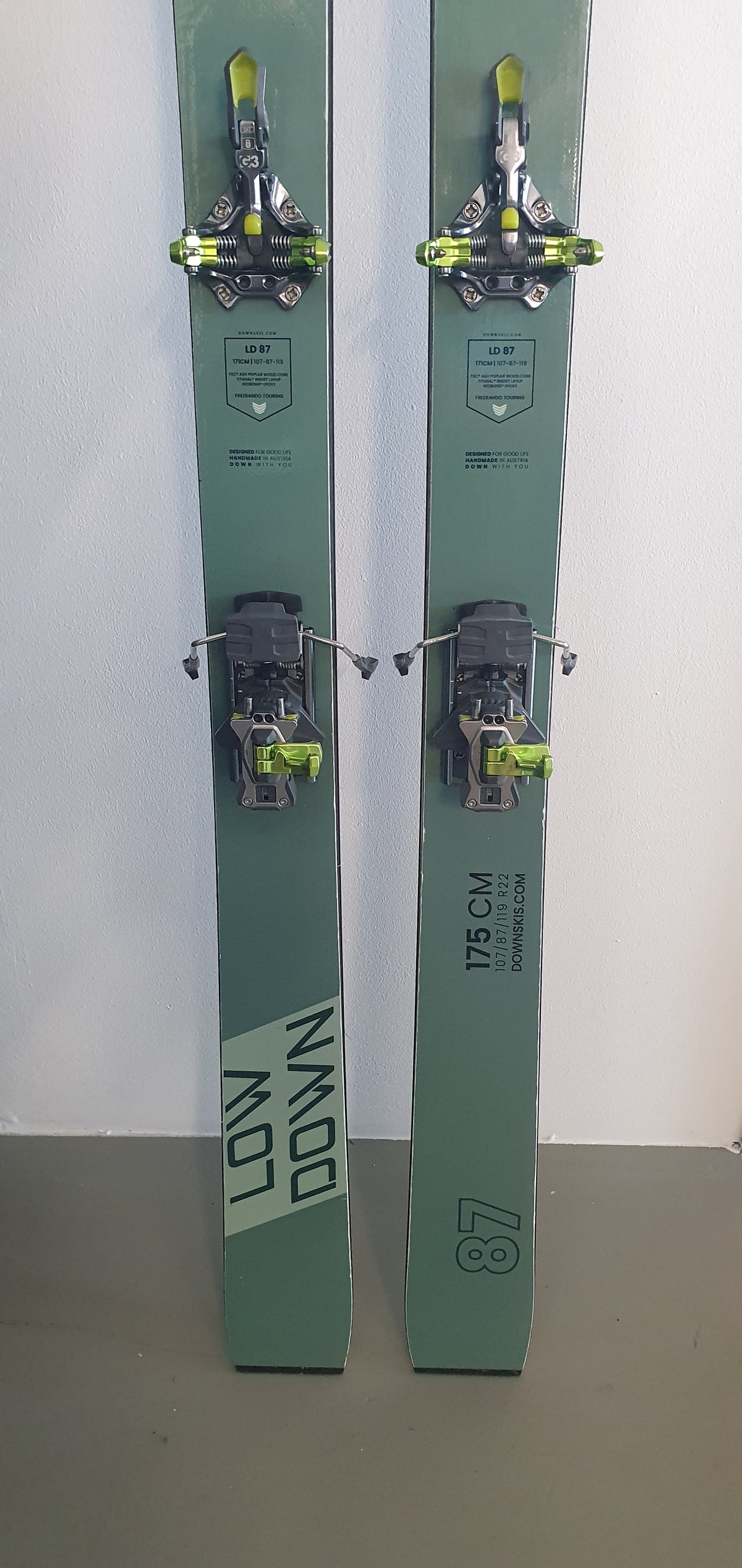 DOWN LOWDOWN CARBON 88 24/25 171 REFURBED & G3 Z12