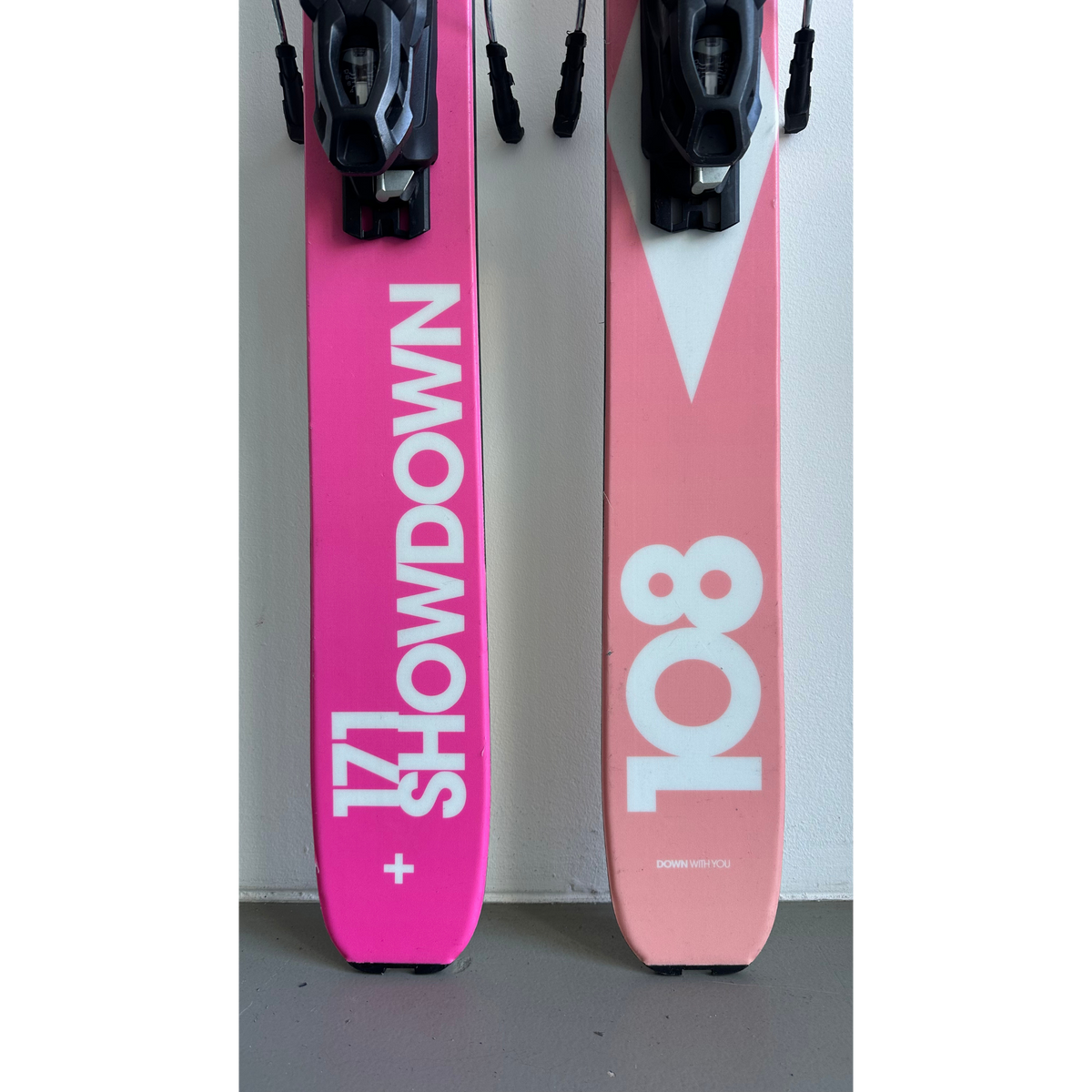DOWN SHOWDOWN 108 171 REFURBED + TYROLIA ATTACK 11