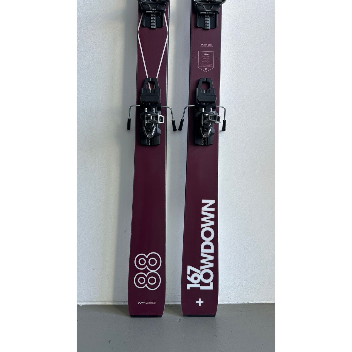 DOWN LOWDOWN 88 167 REFURBED + TYROLIA ALMONTE 10PT DEMO